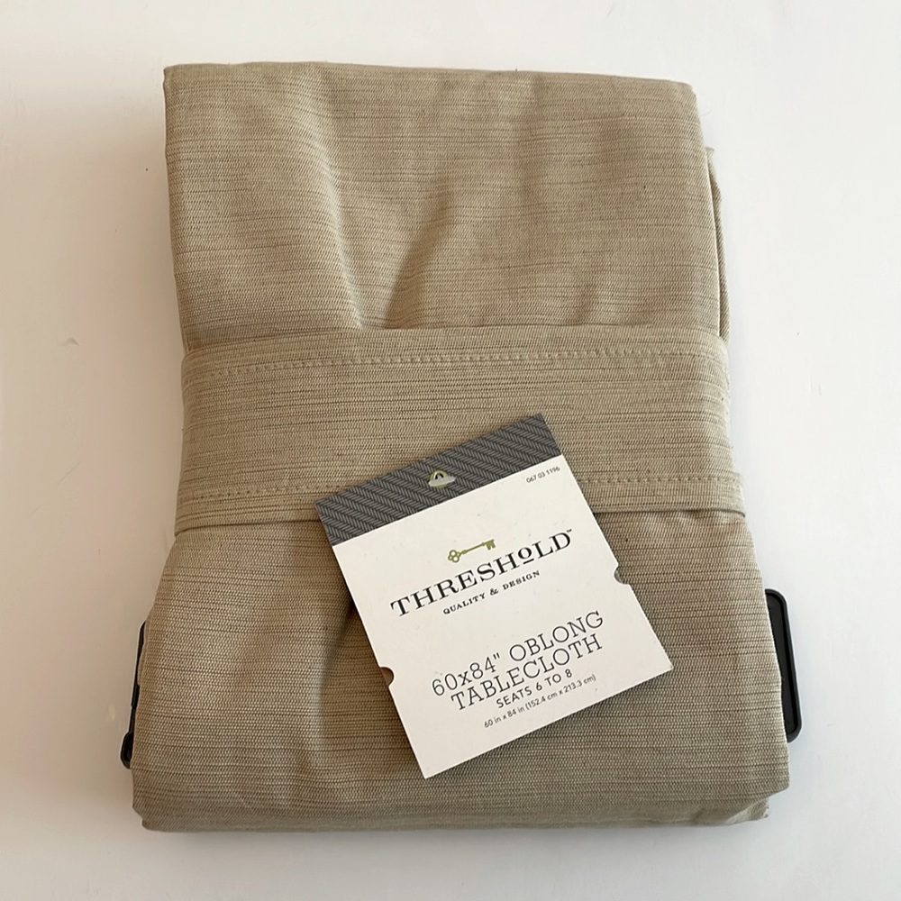 Threshold 60x84” oblong tablecloth